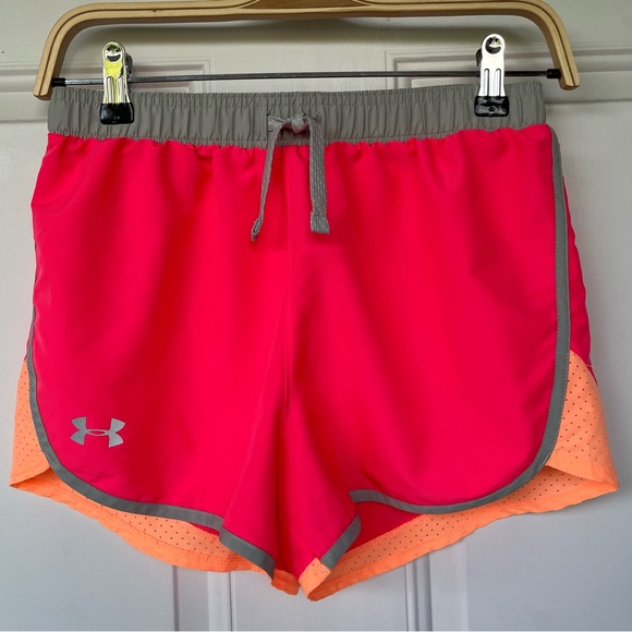 Under Armour Other - •Under Armour• Girl’s Lightweight Athletic Shorts - Size Large